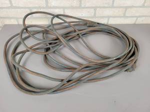 lot 1083 image: Heavy Duty 25 Extension Cord
