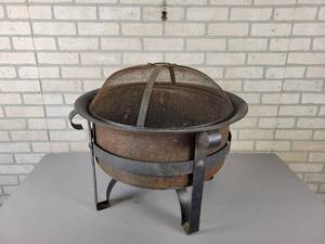 lot 1134 image: Steel Fire Pit with Cover - NO SHIPPING