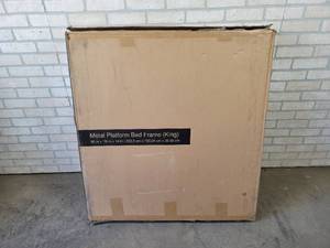 lot 1141 image: New in Box - KING Size Metal Platform Bed Frame - Black Metal - NO SHIPPING