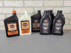 lot 1147 image: Genuine Harley Davidson Oil - (3-12 Quarts 20W-50), Crankcase Oil and transmission Oil - NO SHIPPING