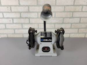 lot 1181 image: DELTA 6 Bench Grinder with Light - Tested and Works