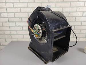 lot 1214 image: 10 Squirrel Cage Blower - 115V - Tested and Works - NO SHIPPING