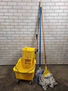 lot 1216 image: Commercial Poly Mop Bucket, (2) Commercial Mops - NO SHIPPING