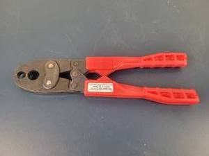 lot 1238 image: Tomahawk 12 & 34 PEX Crimper - Model 305-23CPK