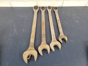 lot 1293 image: THORSEN Combination Wrenches Includes 1-14, 1-18, 1-116 and 1516