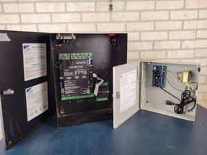 lot 1310 image: (2) Security Electrical Panels - KEYSCAN Access Control Systems and Altronix
