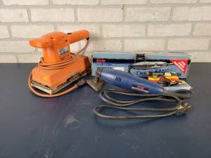 lot 1333 image: Ryobi Detail Sander and B&D Dual Action Sander - Both Tested and Work