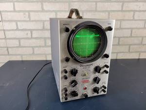 lot 1340 image: EICO Oscilloscope Model 460 - Includes Instruction Manual - NO SHIPPING