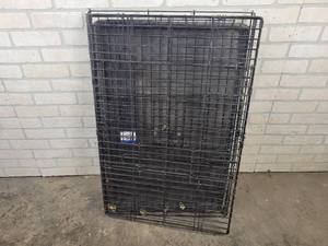 lot 1363 image: Collapsible Pet Kennel - Large Pet - Approx. 36 x 24 x 24 - NO SHIPPING