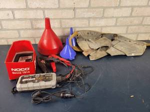 lot 1385 image: NOCO GB30 Booster, Funnels and Tool Belt