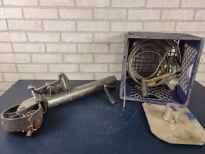 lot 1387 image: Rolling Trailer Jack and More - NO SHIPPING