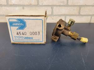 lot 1399 image: NEW - JABSCO Brass Pump - Model No. 4540-0003