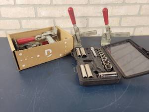 lot 1401 image: (5) DE-STA-CO Model 210 Hold Down Clamps  CRAFTSMAN Sockets