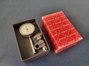 lot 1405 image: STARRETT Back Plunger Dial Indicator - Model No. 196