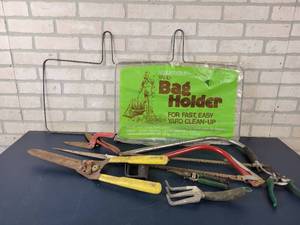 lot 1417 image: (2) Yard Bag Holders, Tree Saws, Hedge Clippers and More - NO SHIPPING