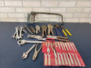 lot 1421 image: Vise Grips, Standard Combination Wrenches, Pliers, Hacksaw, Crimper and More