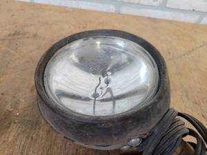 lot 1103 image: Vintage 12V Spotlight - Wood Handle