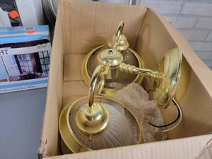 lot 1105 image: Assorted Lighting - NO SHIPPING