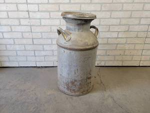 lot 523 image: Vintage Milk Can w Lid - Approx. 25 Tall - NO SHIPPING