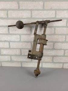 lot 539 image: Antique Belt Drive Drill Press - Approx. 20 Tall