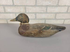 lot 612 image: Antique Solid Wood Carved Duck Decoy - Approx. 16 Long