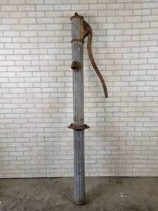 lot 507 image: Antique Galvanized & Cast Iron Water Pump - Approx. 7 Tall - NO SHIPPING