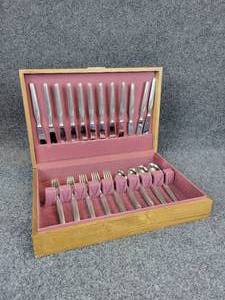 lot 626 image: Set of Stainless Steel Flatware in Case - 54 pieces