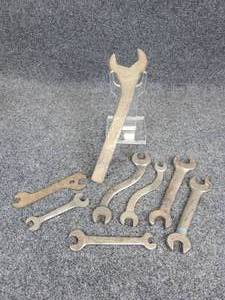 lot 651 image: Lot of (8) Antique Wrenches - Fordson, John Deere, Williams, and MORE