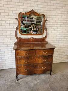 lot 508 image: Antique Wood Dresser w Mirror - NO SHIPPING