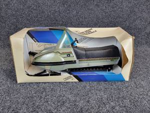 lot 771 image: John Deere Trailfire Battery Operated Snowmobile, New In Package