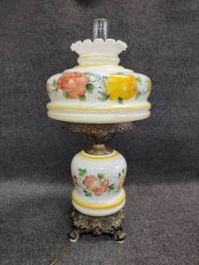 lot 780 image: Vintage Electrified Gone with the Wind 3-Way Lamp - WORKS NO SHIPPING