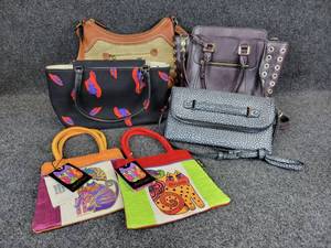 lot 782 image: Lot of (6) Handbags - Laurel Burch, Cncept, London Fog, and More