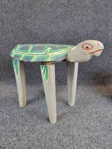 lot 786 image: Carved Wood Turtle Stool