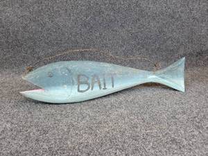 lot 789 image: Carved Wood Fish - Bait on one side, Fresh Fish on the other