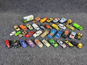 lot 808 image: Lot of Toy Cars - Matchbox, Hot Wheels, and More