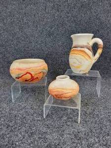 lot 939 image: Lot of (3) Nemadji Indian Pottery Pieces