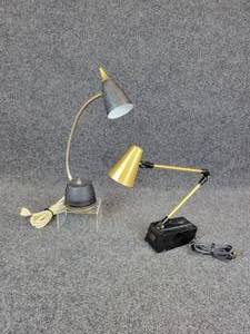 lot 941 image: Pair of Vintage Desk Lamps - Both Need Bulbs