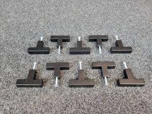 lot 944 image: Lot of (10) Black Drawer Pulls