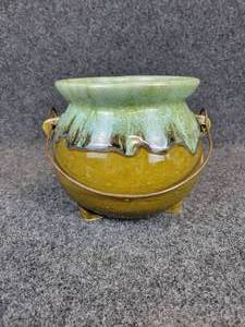 lot 953 image: Ceramic Plant Pot with Wire Handle