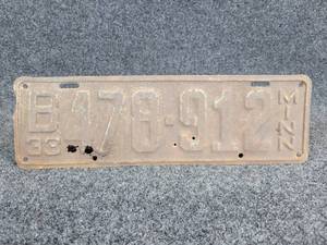 lot 972 image: Antique 1933 Minnesota License Plate
