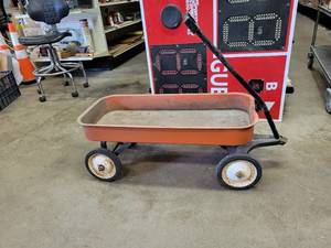 lot 976 image: Vintage Red Wagon - NO SHIPPING