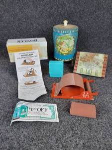 lot 993 image: Vintage Bugler Cigarette Roller and a Pair of Tins