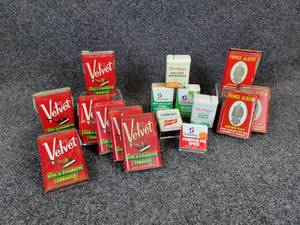 lot 995 image: Vintage Tobacco and Spice Tins