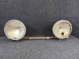 lot 744 image: Antique Car Headlight Assembly - NO SHIPPING