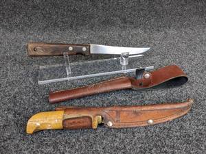 lot 856 image: Pair of Vintage Fillet Knives