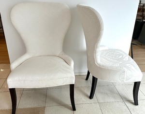 lot 15 image: Pair of Ethan Allen Custom Upholstered Elegant Chairs