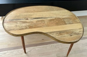 lot 76 image: Dane Kidney Shaped Cocktail Table