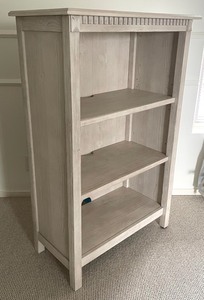 lot 27 image: Williams Sonoma Bookcase