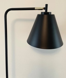 lot 37A image: Simple Black Matte Floor Lamp