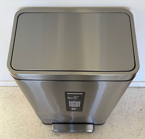lot 124 image: Rubbish Receptacle from The Container Store